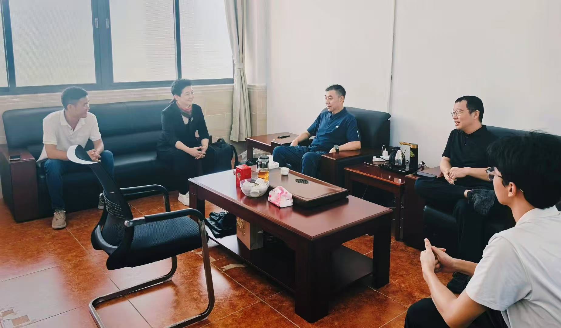 扎金花游戏